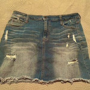 Womens distressed denim skirt size18 - Fits more like a 14 or 16
